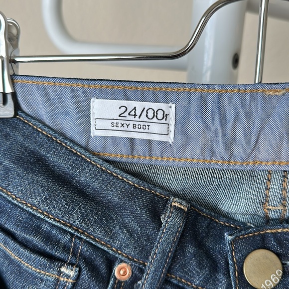 GAP Women's Dark Blue Boot Cut Jeans - Picture 3 of 4